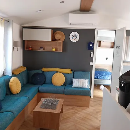 Mobil Emplacement 38a Campsite *